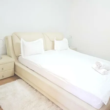 Apartment Luxury Rooms Ferdinand 3 *